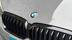 2022 (71) BMW 5 SERIES 520d xDrive MHT M Sport Touring 3538954