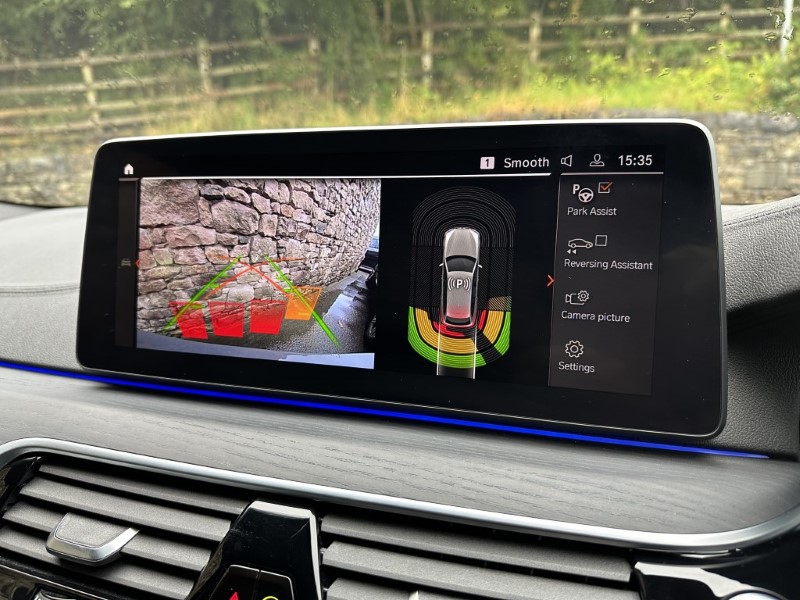 2022 (71) BMW 5 SERIES 520d xDrive MHT M Sport Touring  3538484