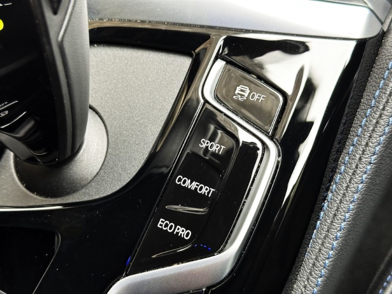 2022 (71) BMW 5 SERIES 520d xDrive MHT M Sport Touring  3538454