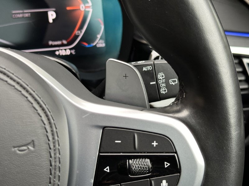 2022 (71) BMW 5 SERIES 520d xDrive MHT M Sport Touring  3538461