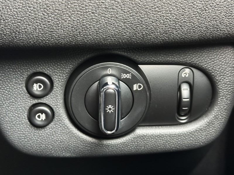 2017 (67) MINI CLUBMAN 1.5 Cooper 6dr 3524368