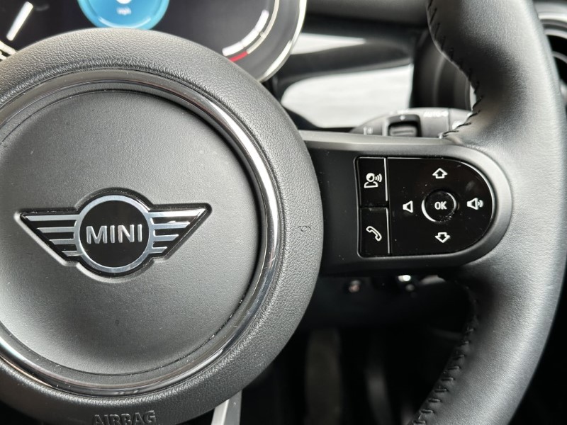 2022 (22) MINI HATCHBACK 1.5 Cooper Classic 3dr Auto 3544567