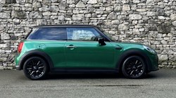 2022 (22) MINI HATCHBACK 1.5 Cooper Classic 3dr Auto 3546383