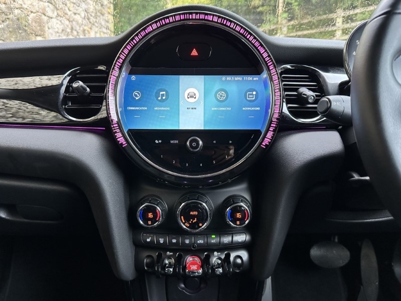 2022 (22) MINI HATCHBACK 1.5 Cooper Classic 3dr Auto 3544578
