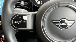 2022 (22) MINI HATCHBACK 1.5 Cooper Classic 3dr Auto 3544566