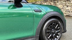 2022 (22) MINI HATCHBACK 1.5 Cooper Classic 3dr Auto 3546411