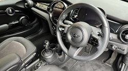 2022 (22) MINI HATCHBACK 1.5 Cooper Classic 3dr Auto 3544570