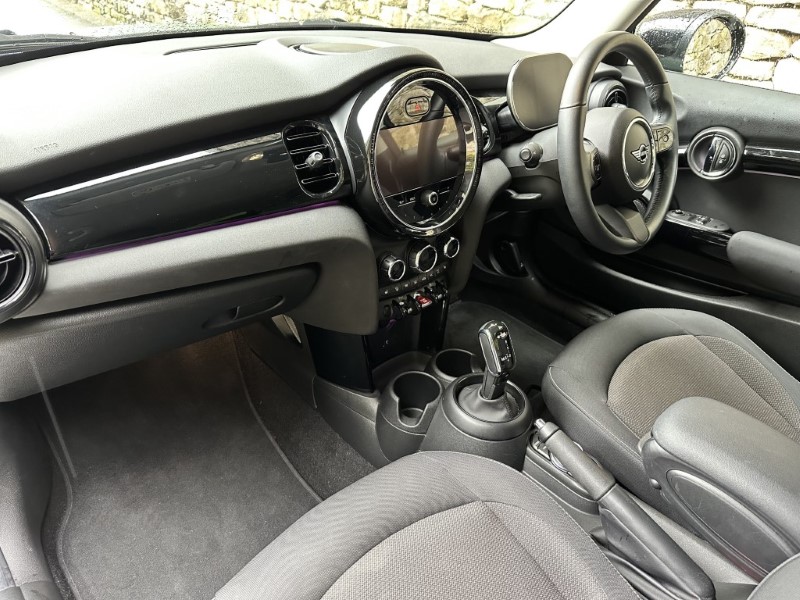 2022 (22) MINI HATCHBACK 1.5 Cooper Classic 3dr Auto 3544581