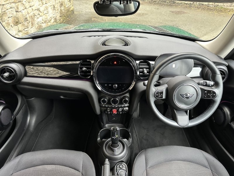 2022 (22) MINI HATCHBACK 1.5 Cooper Classic 3dr Auto 3544579