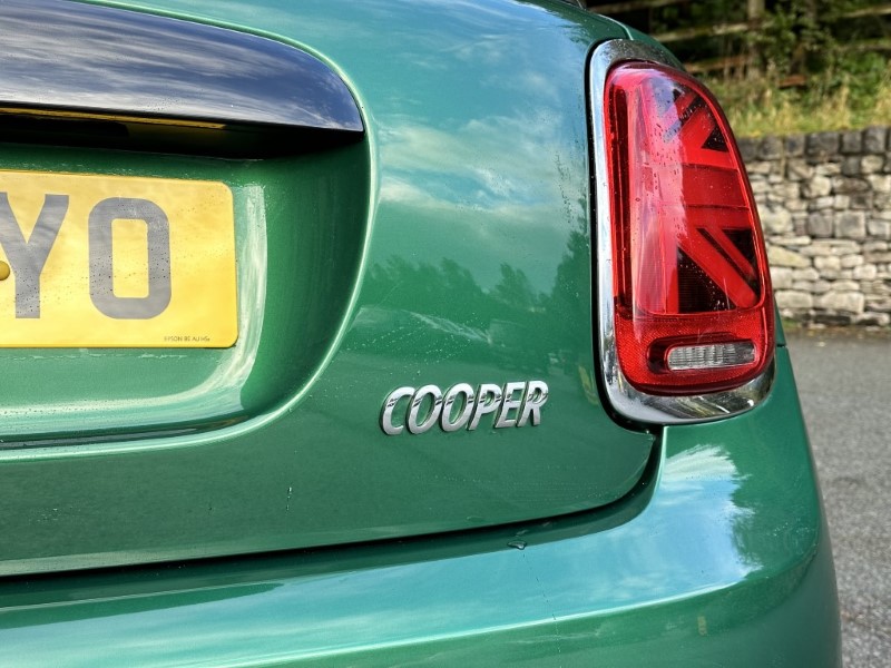 2022 (22) MINI HATCHBACK 1.5 Cooper Classic 3dr Auto 3546386