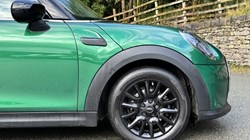 2022 (22) MINI HATCHBACK 1.5 Cooper Classic 3dr Auto 3546410