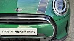 2022 (22) MINI HATCHBACK 1.5 Cooper Classic 3dr Auto 3546390