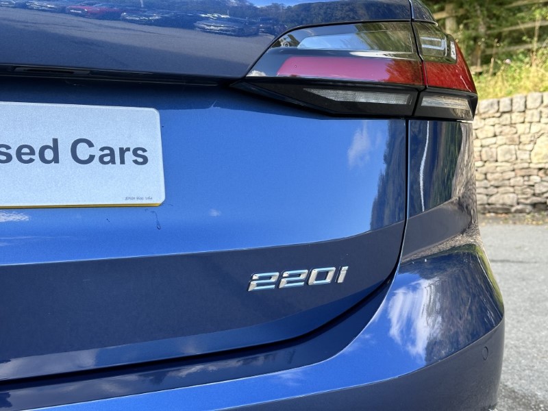 2022 (22) BMW 2 SERIES 220i MHT Luxury Active Tourer  3542448