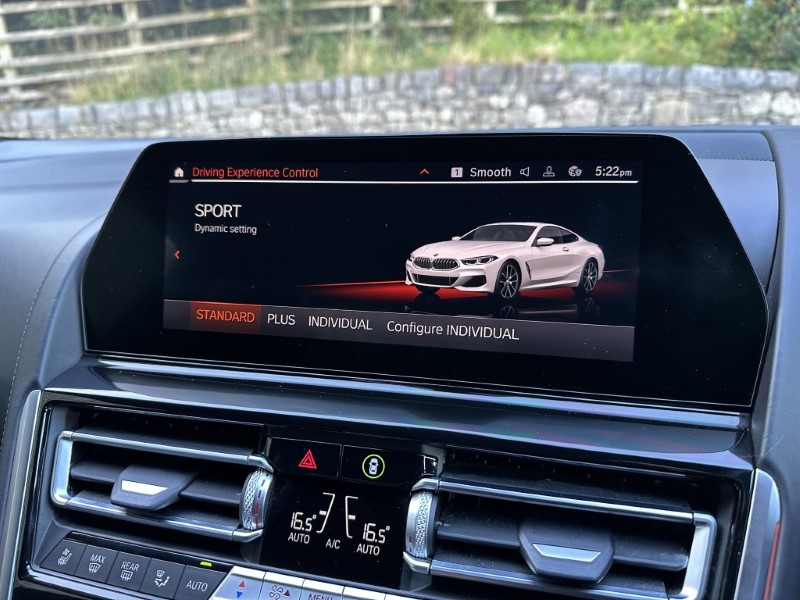 2021 (21) BMW 8 SERIES 840d xDrive MHT M Sport 2dr Auto 3543537