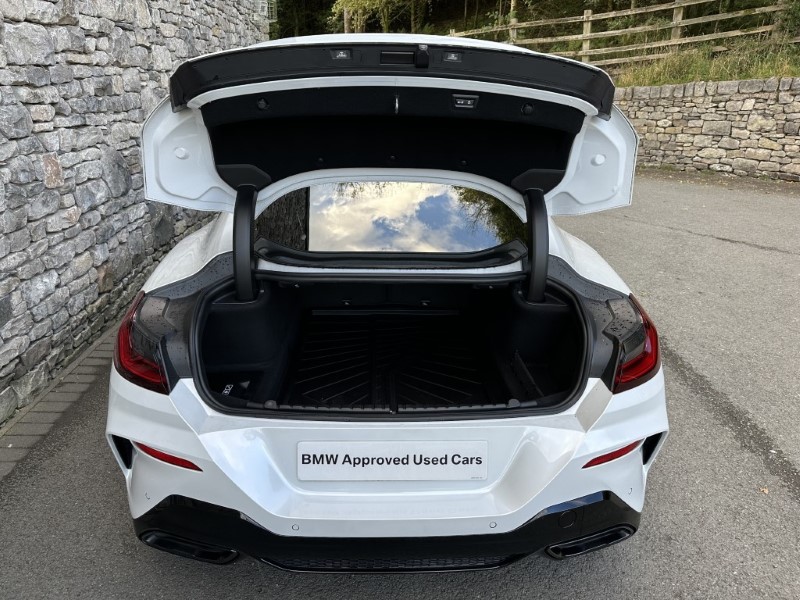 2021 (21) BMW 8 SERIES 840d xDrive MHT M Sport 2dr Auto 3543485