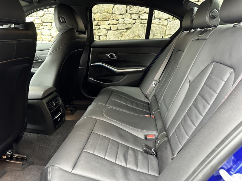 2024 (24) BMW 3 SERIES 320i M Sport 4dr Saloon 3603891