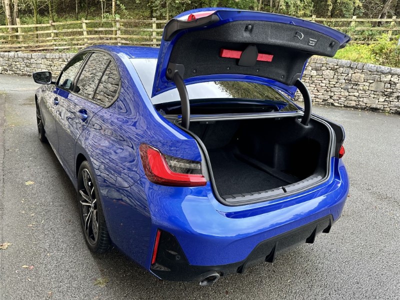 2024 (24) BMW 3 SERIES 320i M Sport 4dr Saloon 3603823