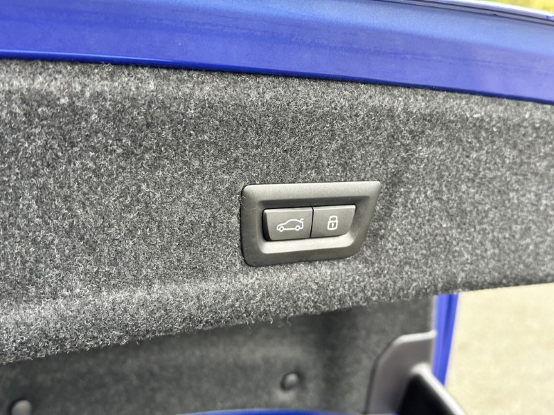 2024 (24) BMW 3 SERIES 320i M Sport 4dr Saloon 3603822