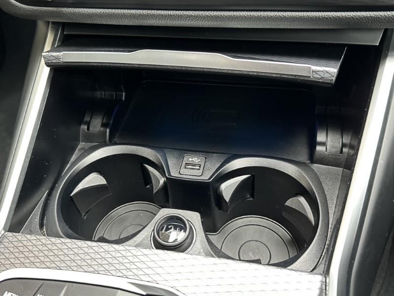 2024 (24) BMW 3 SERIES 320i M Sport 4dr Saloon 3603875