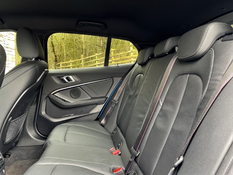 2021 (71) BMW 1 SERIES 118d M Sport 5dr 3627873