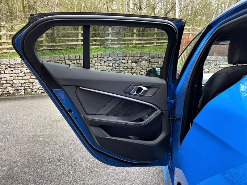 2021 (71) BMW 1 SERIES 118d M Sport 5dr 3627887