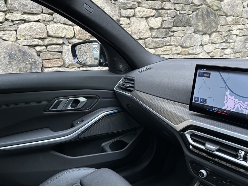 2022 (72) BMW 3 SERIES 330e xDrive M Sport 5dr Touring  3631081