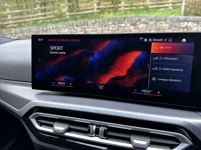 2022 (72) BMW 3 SERIES 330e xDrive M Sport 5dr Touring  3631111