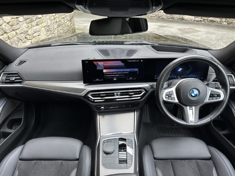 2022 (72) BMW 3 SERIES 330e xDrive M Sport 5dr Touring  3631065