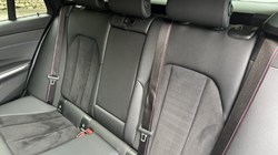 2022 (72) BMW 3 SERIES 330e xDrive M Sport 5dr Touring 3631106