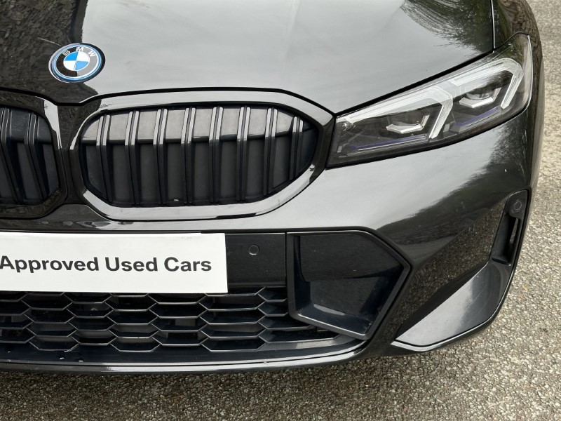 2022 (72) BMW 3 SERIES 330e xDrive M Sport 5dr Touring  3631085