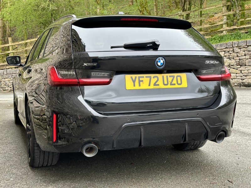 2022 (72) BMW 3 SERIES 330e xDrive M Sport 5dr Touring  3631055