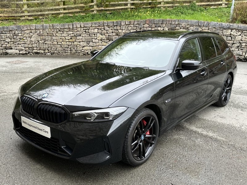 2022 (72) BMW 3 SERIES 330e xDrive M Sport 5dr Touring  3631101