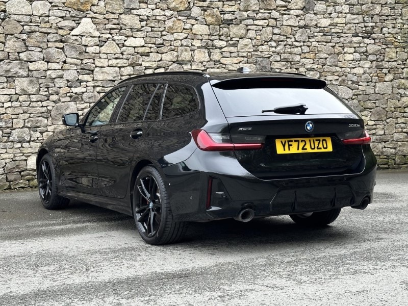 2022 (72) BMW 3 SERIES 330e xDrive M Sport 5dr Touring  3631099