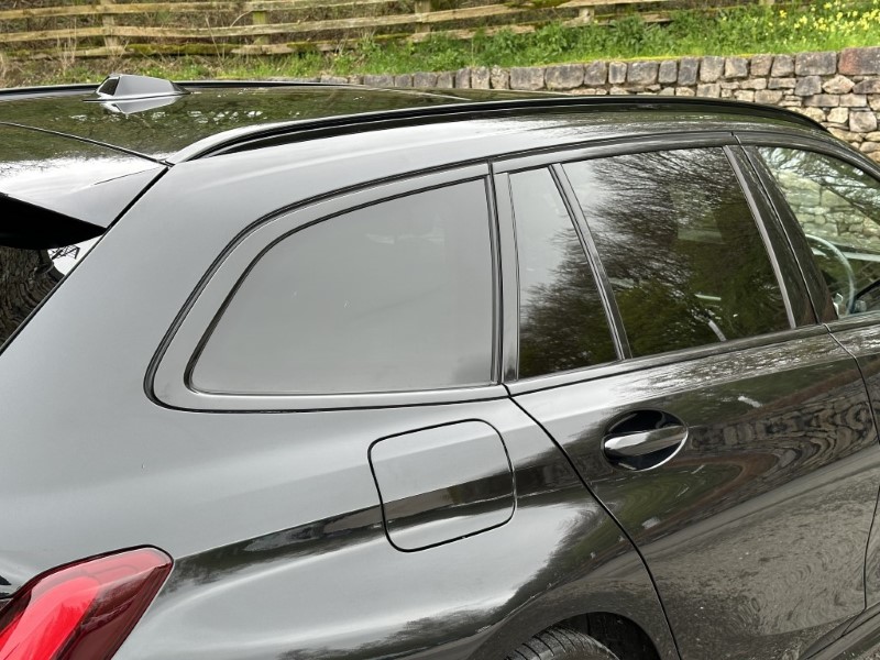 2022 (72) BMW 3 SERIES 330e xDrive M Sport 5dr Touring  3631126