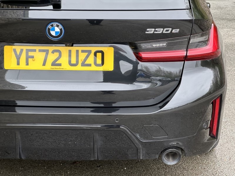 2022 (72) BMW 3 SERIES 330e xDrive M Sport 5dr Touring  3631053