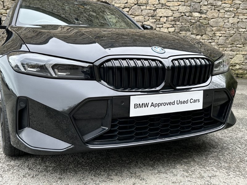 2022 (72) BMW 3 SERIES 330e xDrive M Sport 5dr Touring  3631117