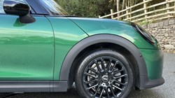 2024 (74) MINI COOPER 2.0 S Exclusive 3dr Auto 4705606