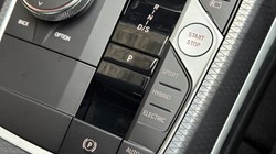2025 (74) BMW 3 SERIES 330e 22.3 kWh M Sport Saloon 3802555
