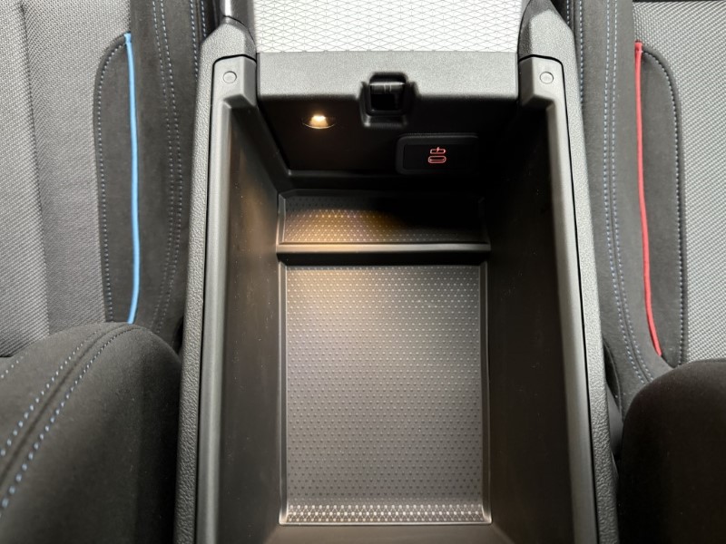 2025 (74) BMW 3 SERIES 330e 22.3 kWh M Sport Saloon  3802553