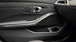 2025 (74) BMW 3 SERIES 330e 22.3 kWh M Sport Saloon 3802557