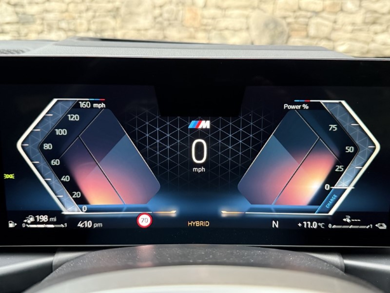 2025 (74) BMW 3 SERIES 330e 22.3 kWh M Sport Saloon  3802581