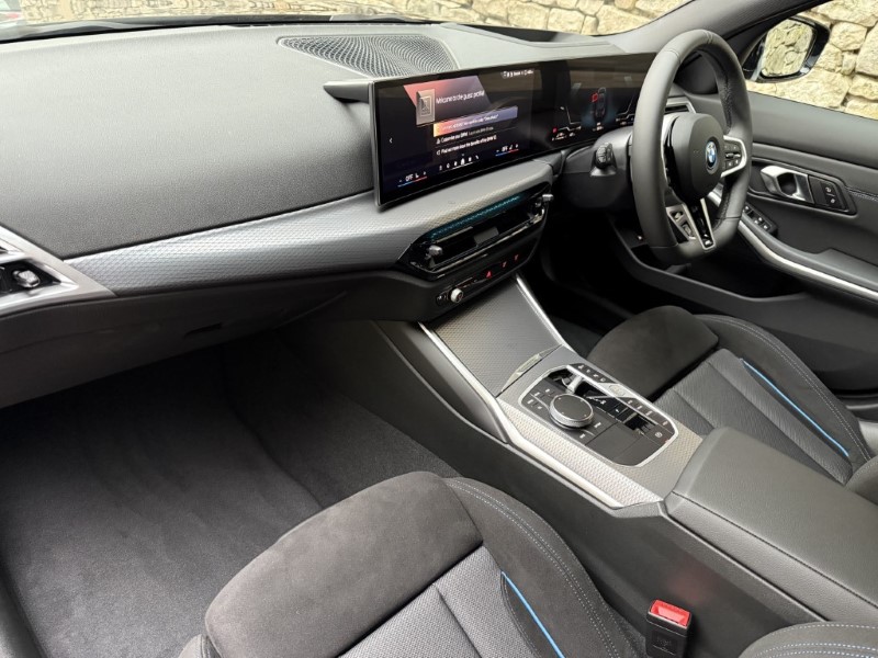 2025 (74) BMW 3 SERIES 330e 22.3 kWh M Sport Saloon  3802569