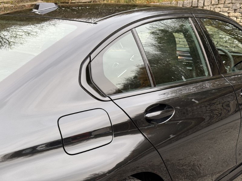 2025 (74) BMW 3 SERIES 330e 22.3 kWh M Sport Saloon  3802611