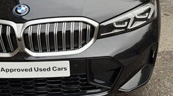 2025 (74) BMW 3 SERIES 330e 22.3 kWh M Sport Saloon 3802579