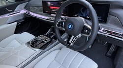 2025 (74) BMW 7 SERIES M760e xDrive 4dr 3813366