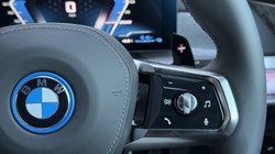 2025 (74) BMW 7 SERIES M760e xDrive 4dr 3813386