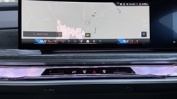 2025 (74) BMW 7 SERIES M760e xDrive 4dr 3813375