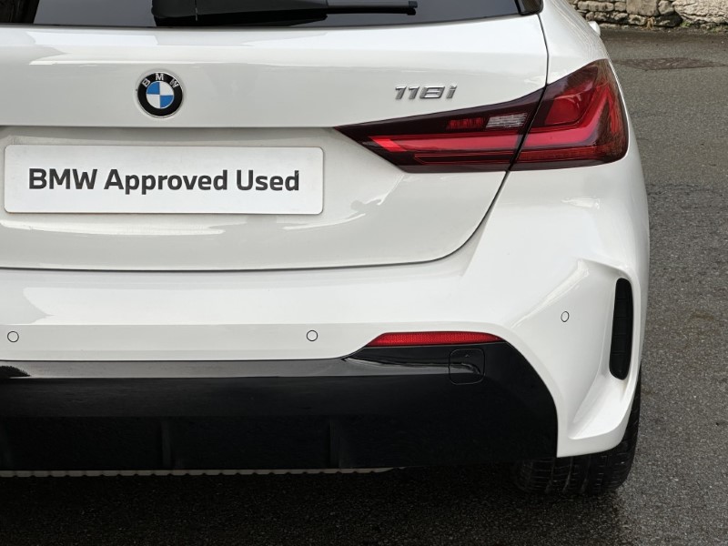 2023 (73) BMW 1 SERIES 118i M Sport 5dr [Live Cockpit Professional] 4899786