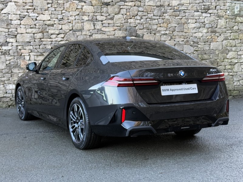 2025 (74) BMW 5 SERIES 520i M Sport 4dr Saloon 3831867