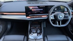 2025 (74) BMW 5 SERIES 520i M Sport 4dr Saloon 3831819